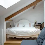 La Maison Charentonneau Bed and breakfast Maisons-Alfort