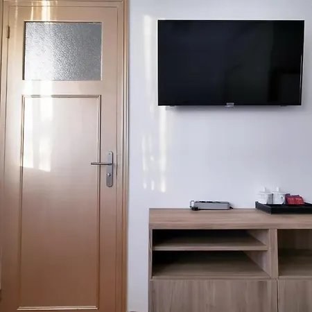 La Maison Charentonneau Bed & Breakfast Maisons-Alfort
