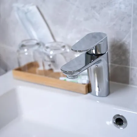 La Maison Charentonneau 3*