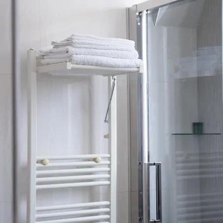 Bed & Breakfast La Maison Charentonneau