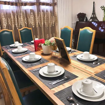 La Maison Charentonneau Nocleg ze śniadaniem