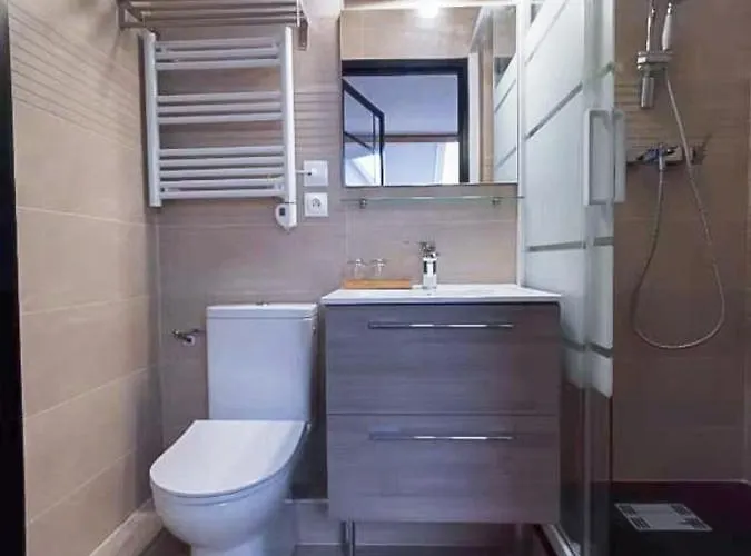 La Maison Charentonneau Couette-café 3*